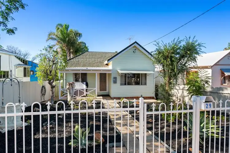 29 Ward Street, Lamington WA 6430