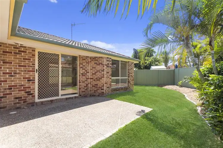 2/17 Carstens Court, Currumbin Waters QLD 4223