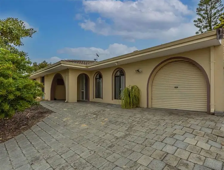 15 Catenary Court, Mullaloo WA 6027