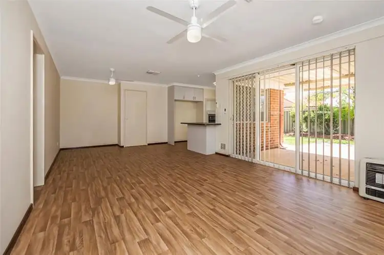 Fifth view of Homely house listing, 7 Greencroft Gardens, Warnbro WA 6169