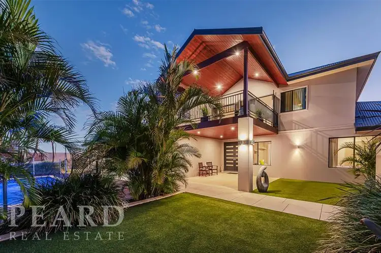 32 Fineview Crescent, Carramar WA 6031