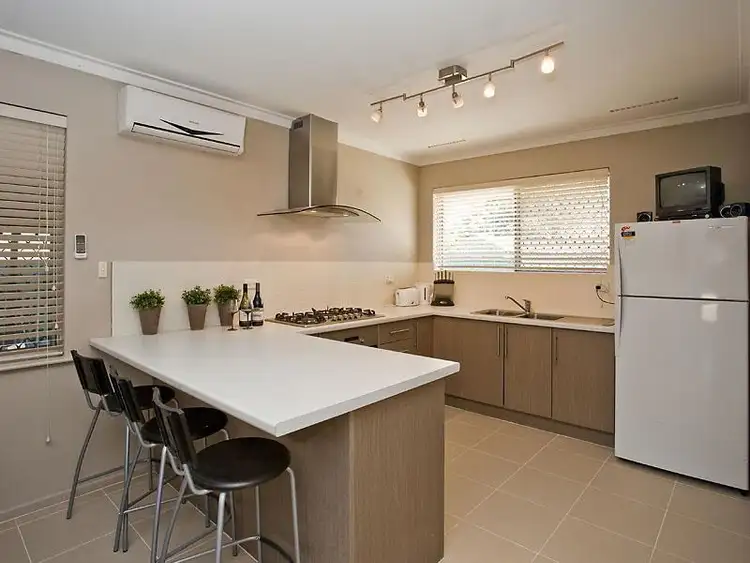 Fifth view of Homely house listing, 19 Kelton Way, Thornlie WA 6108