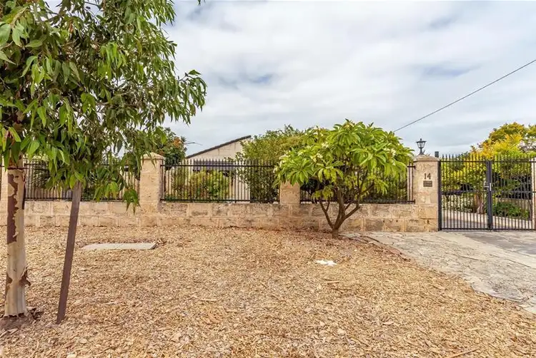 14 Chadstone Road, Craigie WA 6025