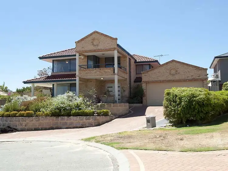 31 Sheffield Place, Hillarys WA 6025