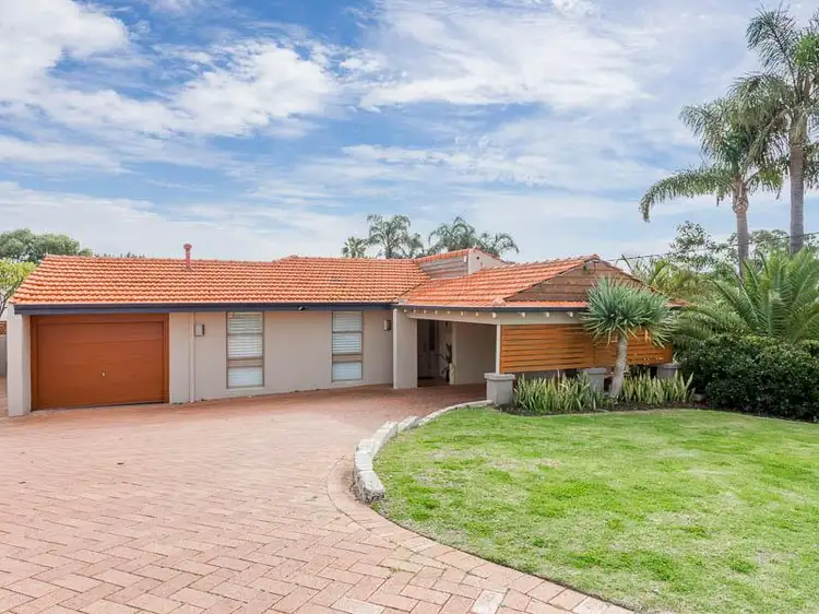 15 Hovea Avenue, Sorrento WA 6020