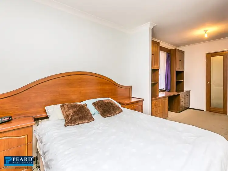 Fifth view of Homely house listing, 6 Rhagodia Court, Heathridge WA 6027