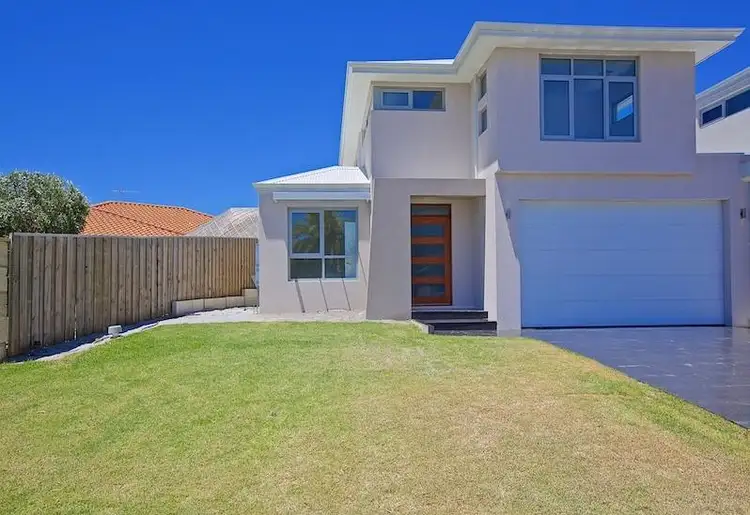 12B Heatherton Mews, Hillarys WA 6025