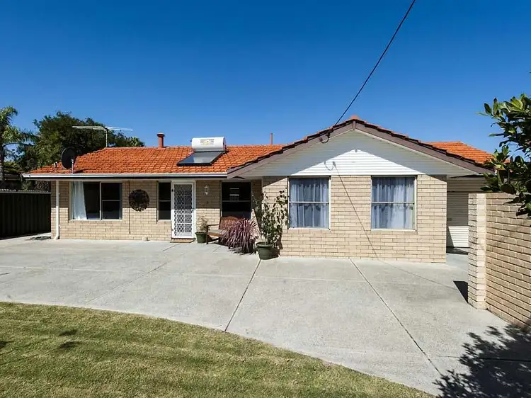 6 Cook Avenue, Hillarys WA 6025