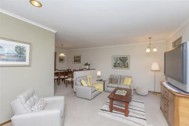 2 Reston Court, Duncraig WA 6023