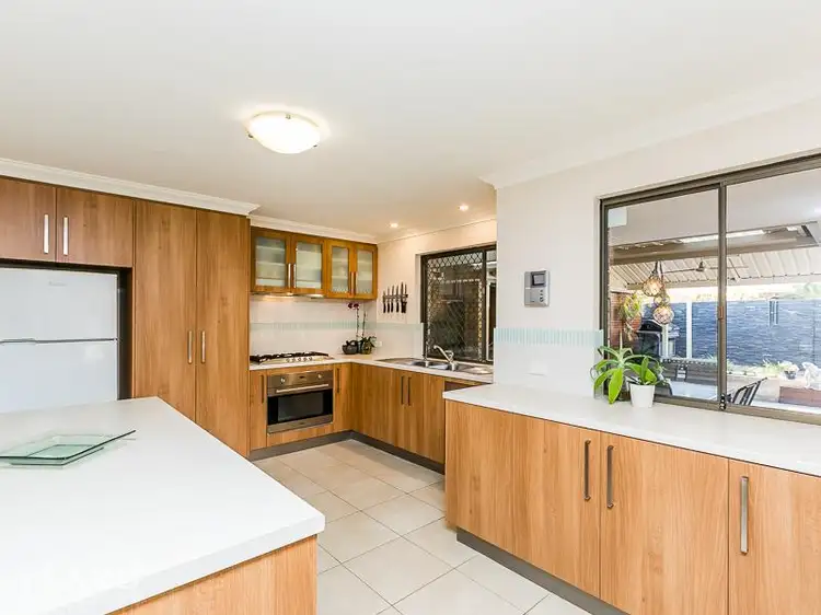 20 Brisbane Drive, Padbury WA 6025
