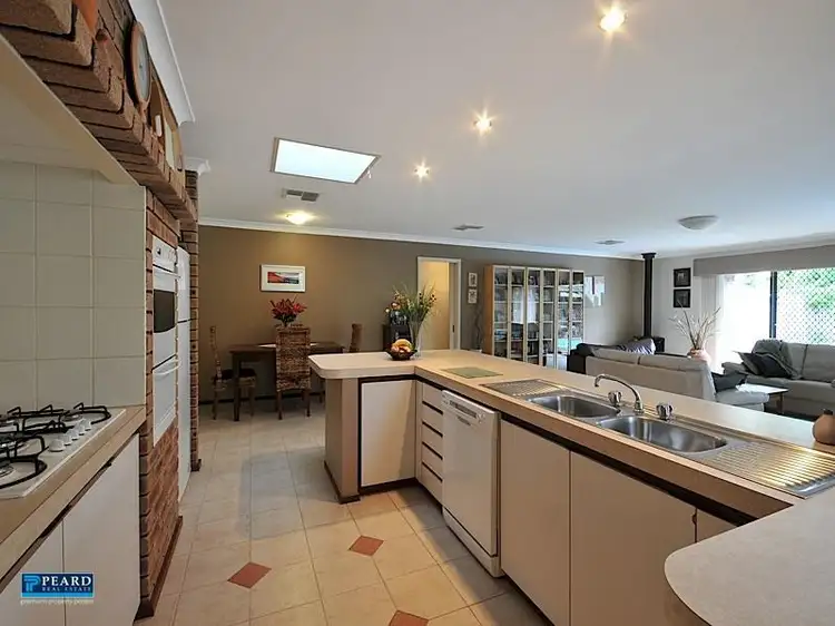 36 Cummings Way, Duncraig WA 6023