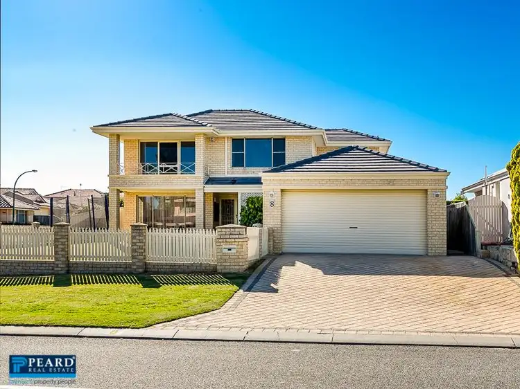 8 Cumberland Drive, Hillarys WA 6025