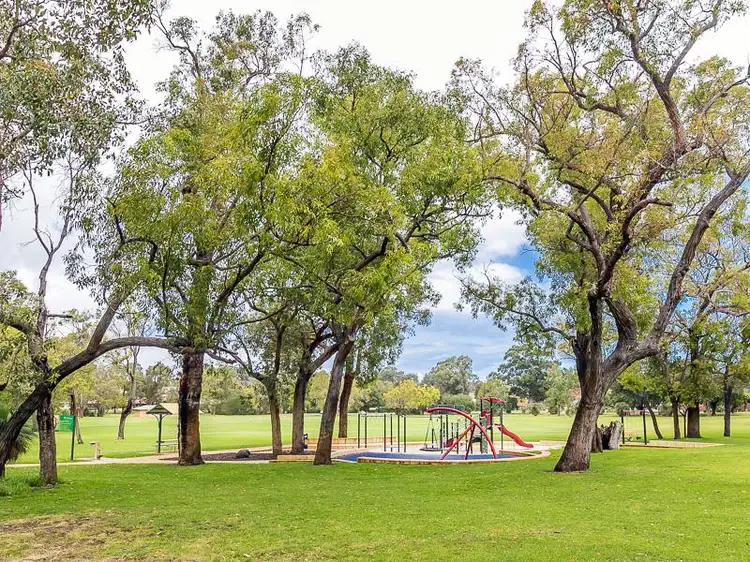3 Pentland Avenue, Duncraig WA 6023