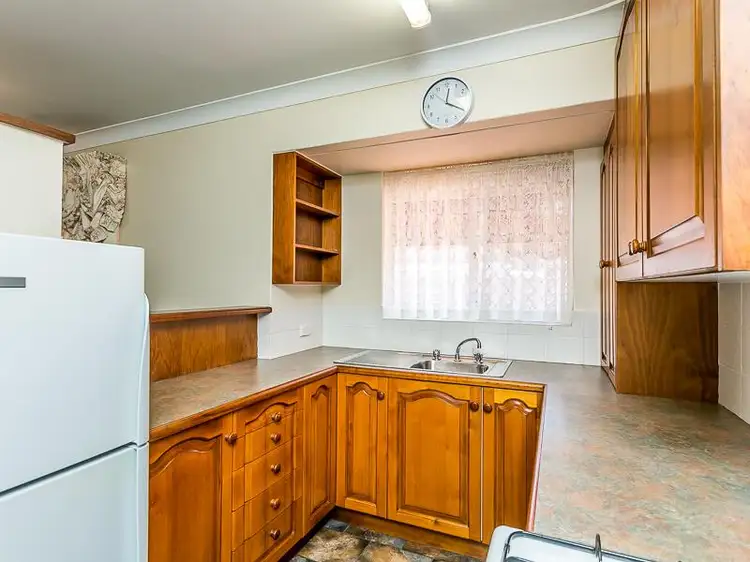 Fourth view of Homely semi-detached listing, 4A Janthina Crescent, Heathridge WA 6027
