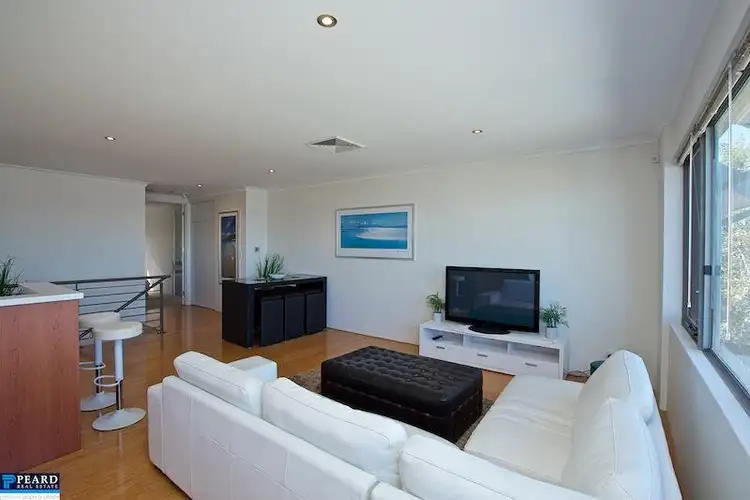 8/112 Flora Terrace, North Beach WA 6020