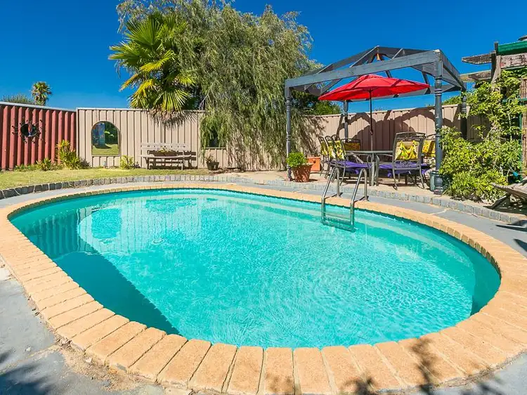 1 Lamarck Place, Heathridge WA 6027