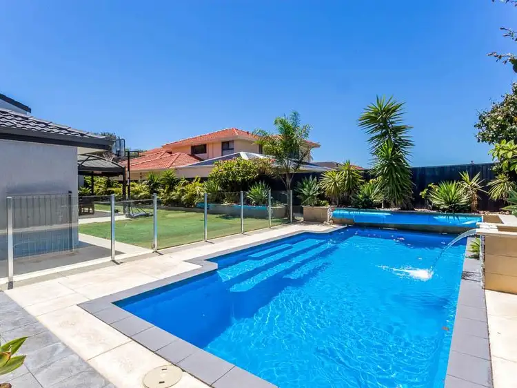 12 Centennial Gardens, Hillarys WA 6025