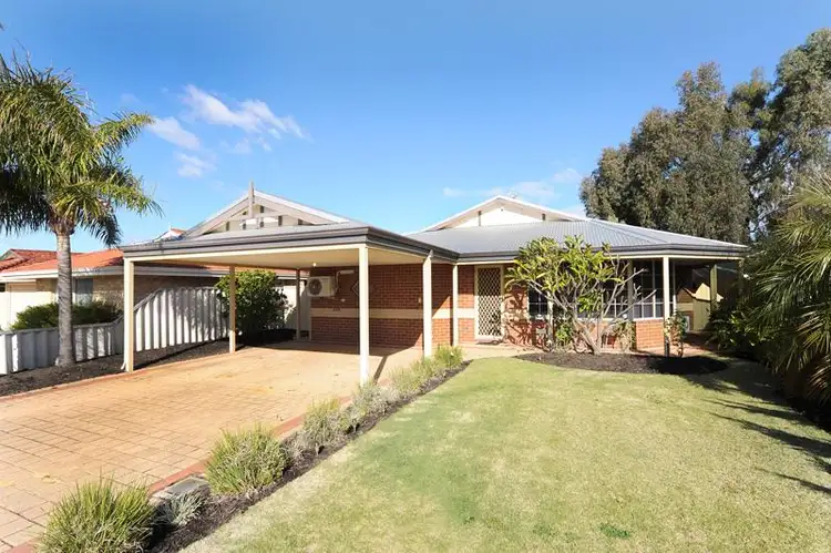 26 Gaby Way, Marangaroo WA 6064