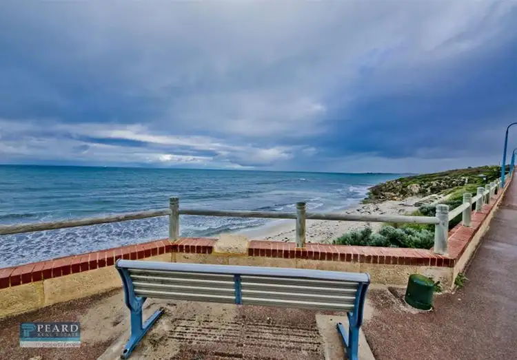 Fifth view of Homely villa listing, 5/18 Flora Terrace, Watermans Bay WA 6020