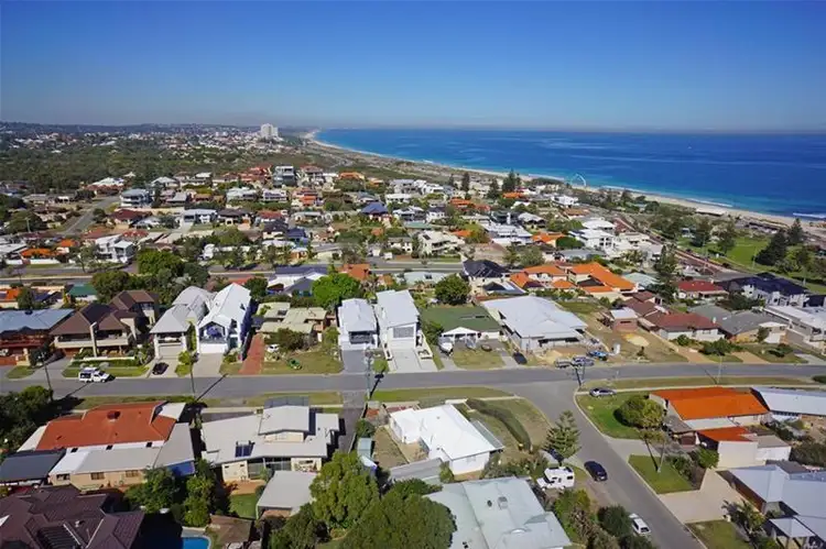 Sixth view of Homely house listing, 45 Floyd Street, Trigg WA 6029
