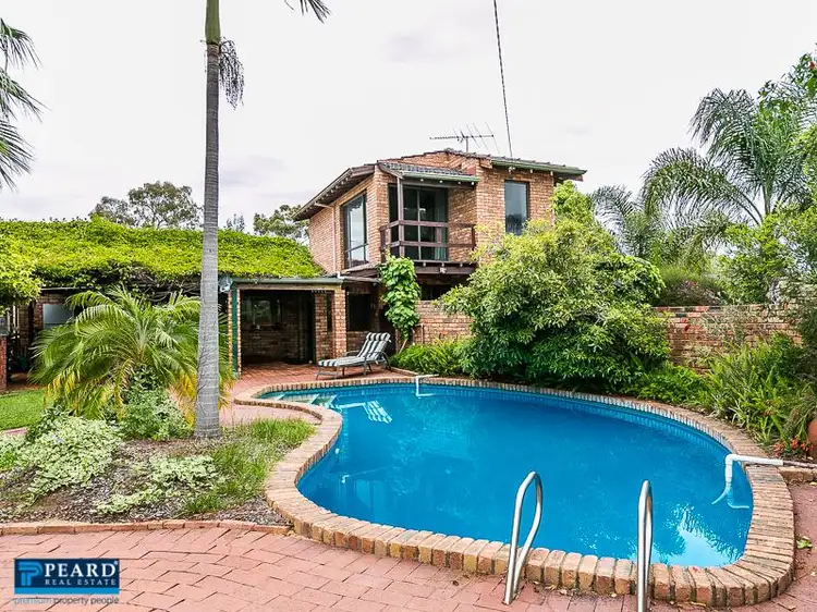 12 Cimbrook Way, Duncraig WA 6023