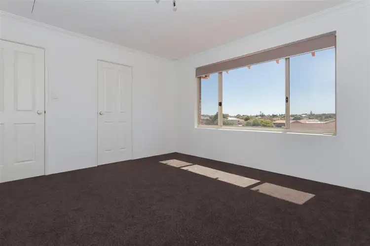 Fifth view of Homely house listing, 2 Payne Hill, Ocean Reef WA 6027