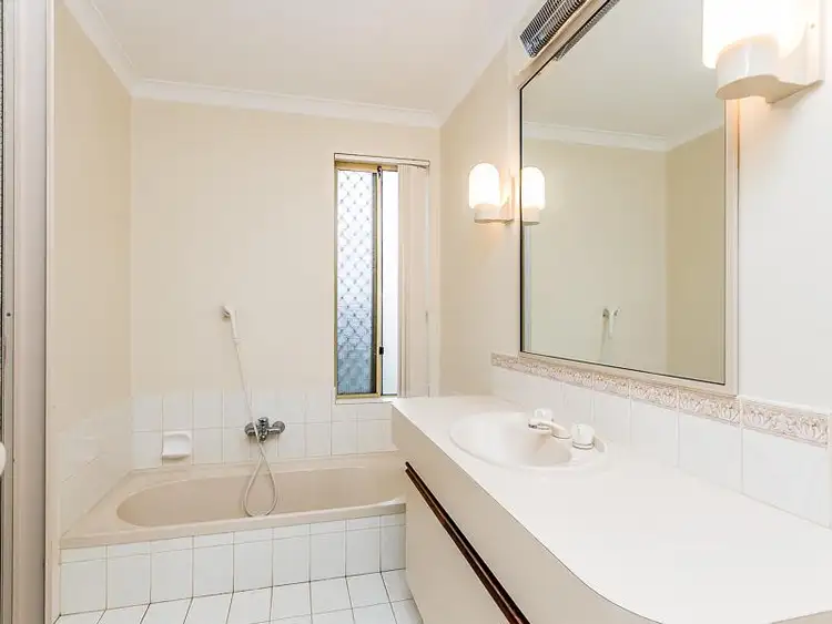 Seventh view of Homely house listing, 28 Santiago Parkway, Ocean Reef WA 6027