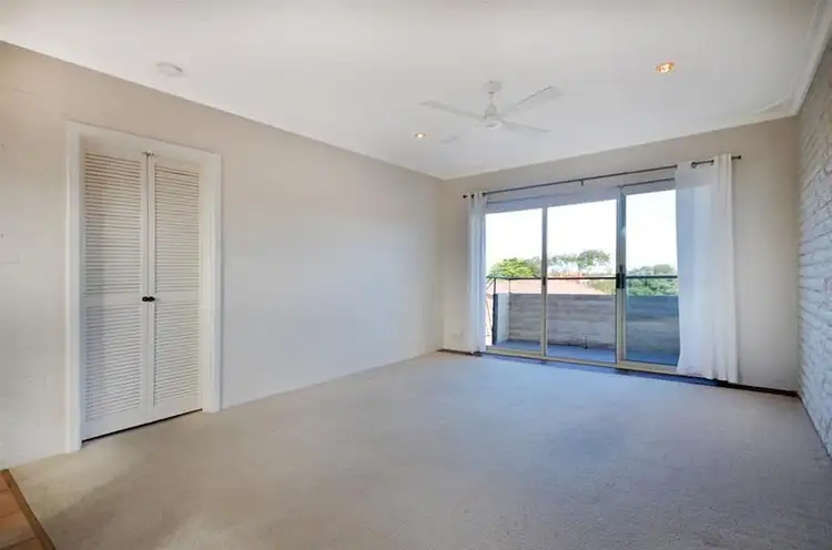 Second view of Homely unit listing, 10/34 North Beach Road, North Beach WA 6020