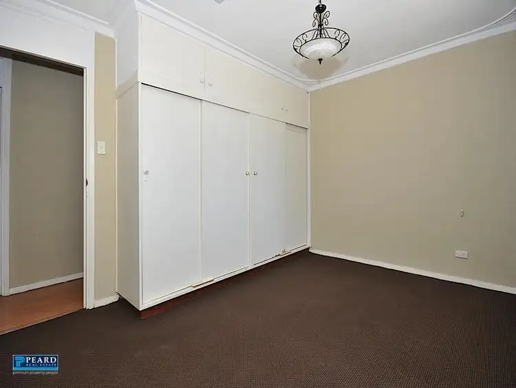 Fourth view of Homely house listing, 21 Mayflower Crescent, Craigie WA 6025