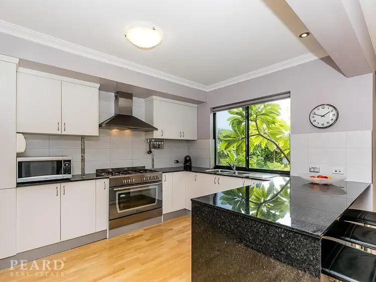Sixth view of Homely house listing, 11 Orient Circuit, Hillarys WA 6025
