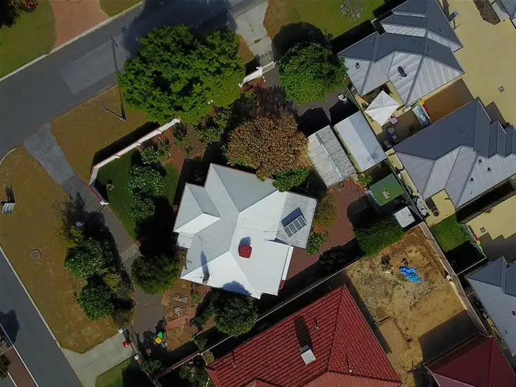 Sixth view of Homely house listing, 7 Francis Avenue, Karrinyup WA 6018