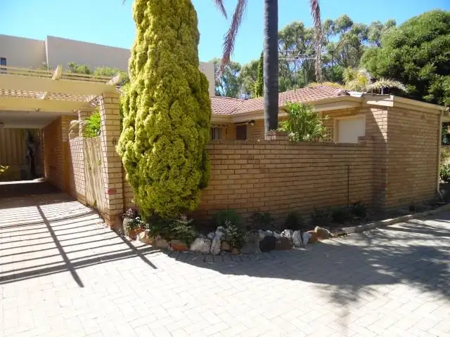 8/108 Ventnor Street, Scarborough WA 6019