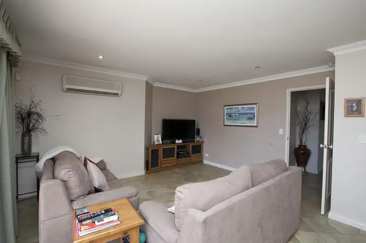 Sixth view of Homely villa listing, 3/3 Lowther Terrace, Nollamara WA 6061