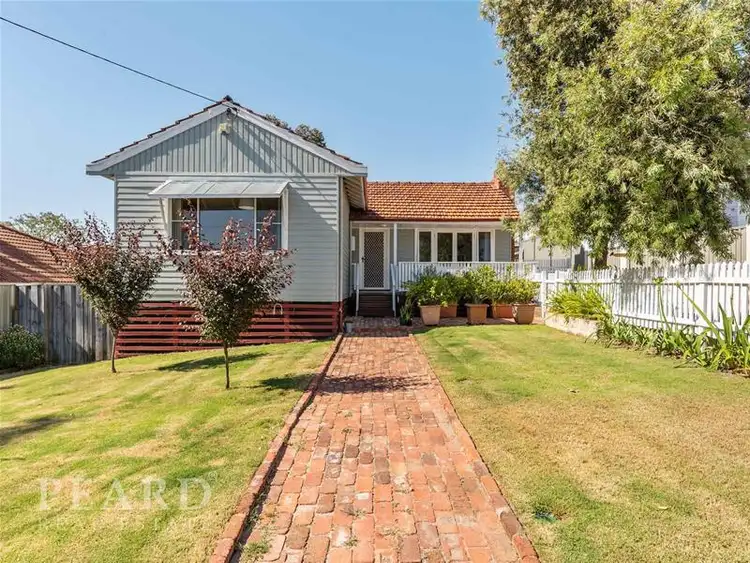 27 Reen Street, St James WA 6102