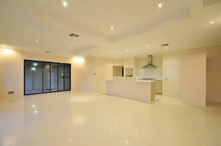 Fifth view of Homely house listing, 7 Las Ramblas, Clarkson WA 6030