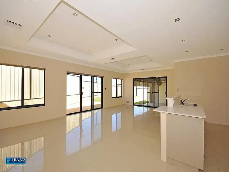 Sixth view of Homely house listing, 7 Las Ramblas, Clarkson WA 6030