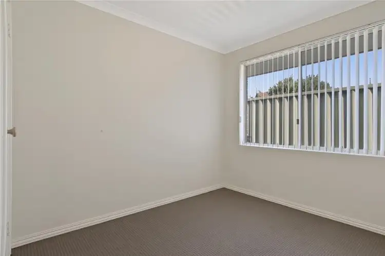 Fourth view of Homely house listing, 4 Glespin Cove, Kinross WA 6028