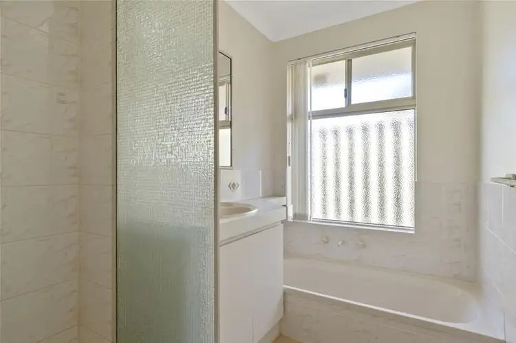 Fifth view of Homely house listing, 4 Glespin Cove, Kinross WA 6028