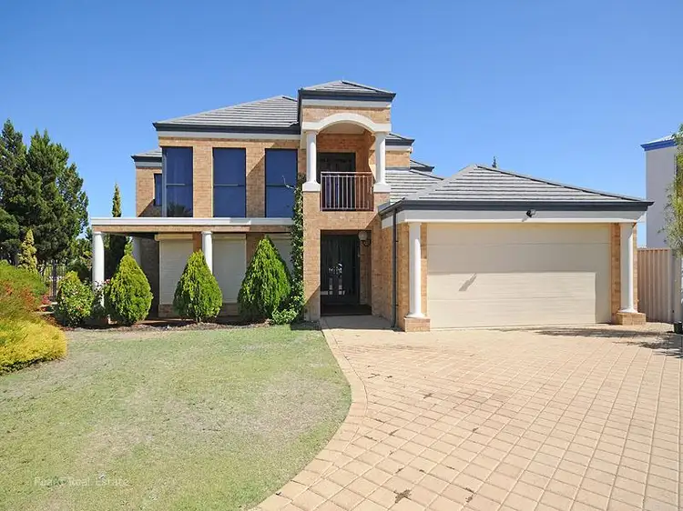 10 Hornsby Court, Kallaroo WA 6025