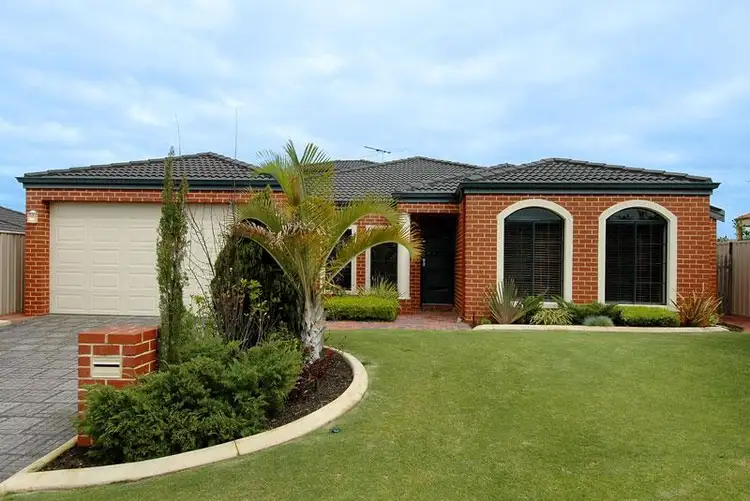 45 Chatsworth Drive, Hocking WA 6065