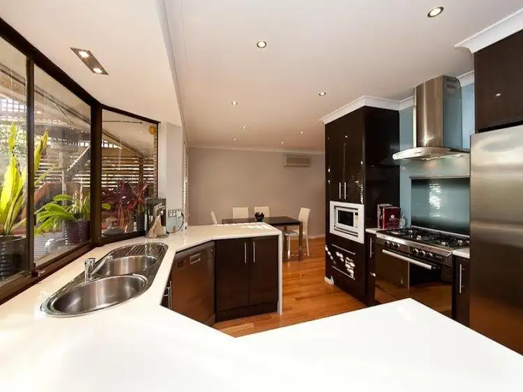 32 Grevillea Way, Heathridge WA 6027