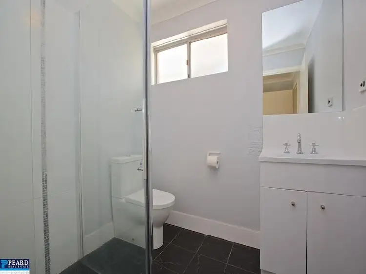 Fifth view of Homely semi-detached listing, 4B Noetia Court, Heathridge WA 6027