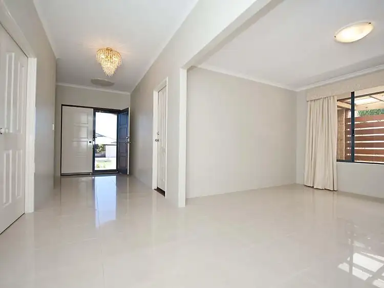 Sixth view of Homely house listing, 20 Rosedale  Vista, Hocking WA 6065