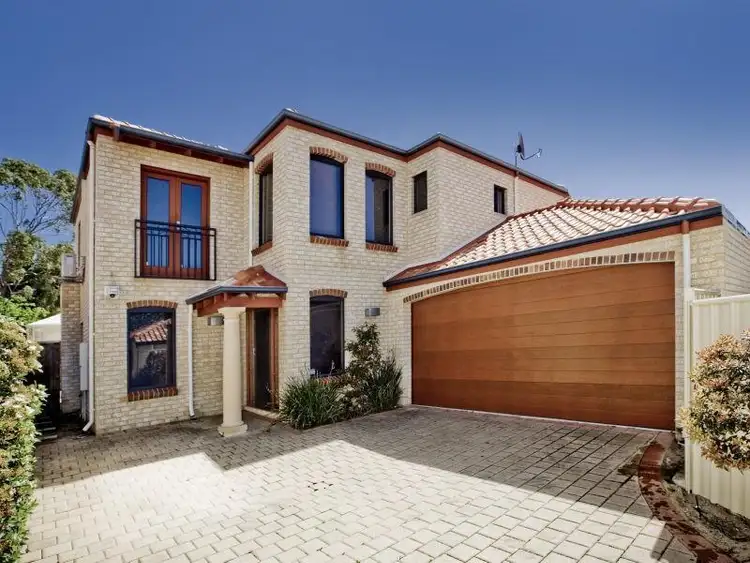 Second view of Homely townhouse listing, 2/213 Holbeck Street, Doubleview WA 6018