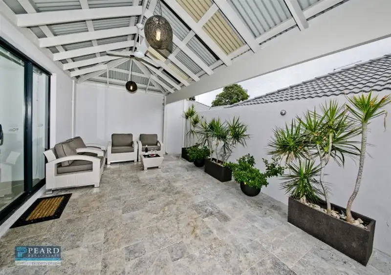 Main view of Homely townhouse listing, 198b Huntriss Road, Doubleview WA 6018