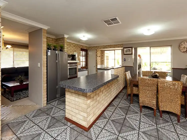 Second view of Homely house listing, 6 Eva Lynch Way, Warnbro WA 6169