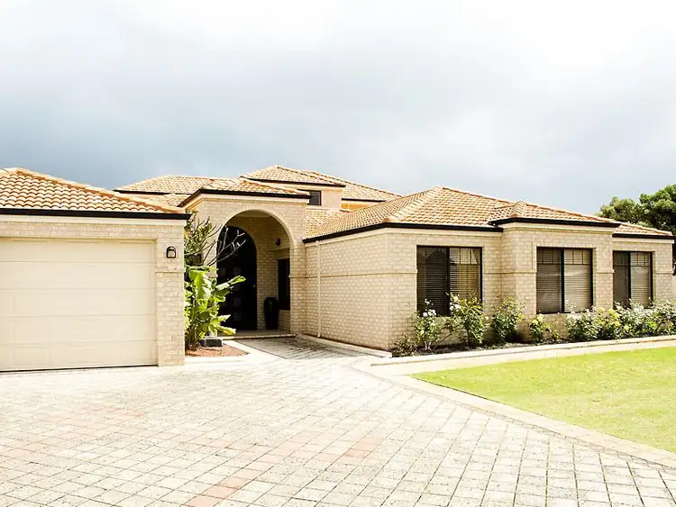 3 Altea Rise, Secret Harbour WA 6173