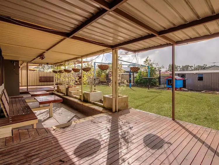 26 Kurrawa Street, Hillman WA 6168
