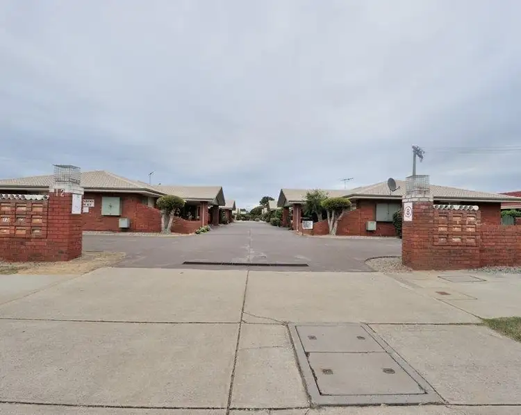 15/12 Hefron Street, Rockingham WA 6168
