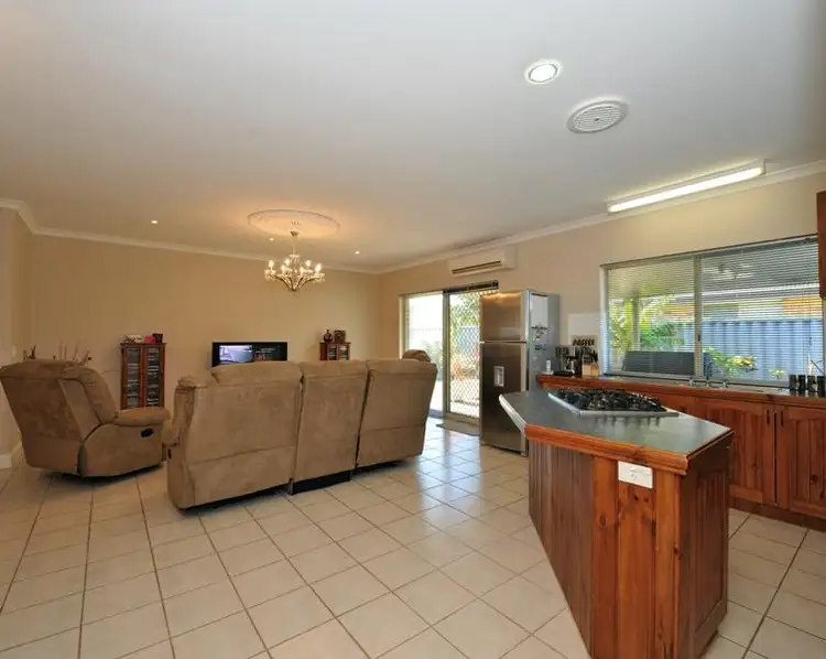 Sixth view of Homely house listing, 8 St Laurent Mews, Port Kennedy WA 6172